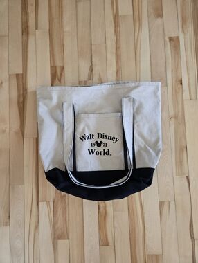 Disney Walt Disney World Canvas Tote in Offwhite and Black
